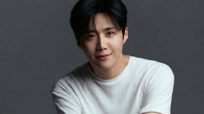 Mais perto dos fãs: Kim Seon-ho inicia serviço de mensagens nesta segunda (26)