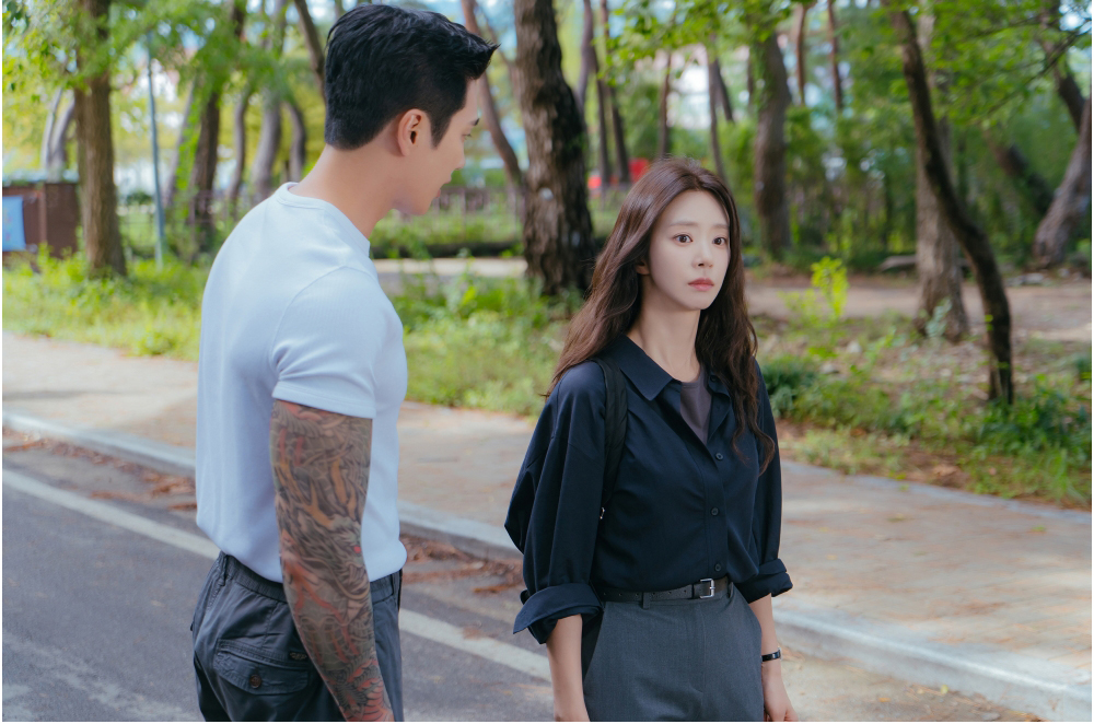 An Bo-hyun e Lee Ju-bin no dorama coreano Febre de Primavera no Prime Video.