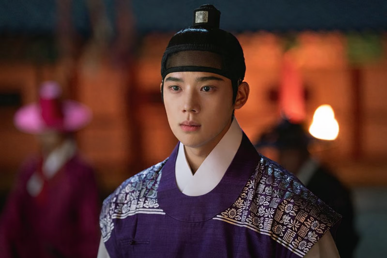 O ator Moon Sang Min caracterizado como o Príncipe Yi Yeol.