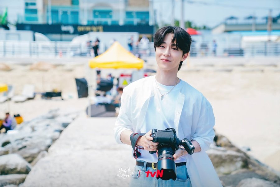 Bae In Hyuk como Seon Tae Hyeong em Nosso Universo