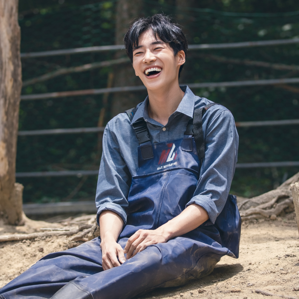Choo Young-woo como Han Ji-yul em Amor Rural.