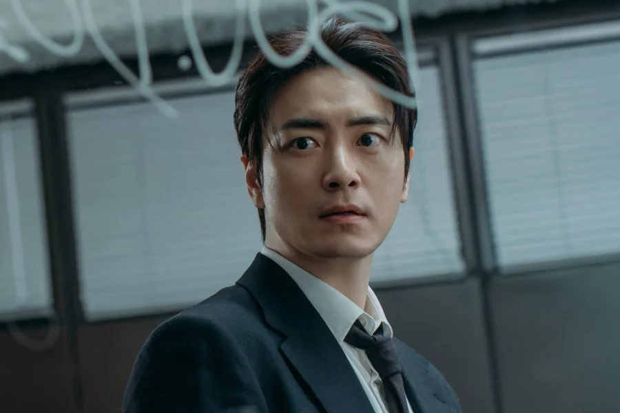 Lee Jun-hyuk no elenco de A Arte de Sarah Netflix.