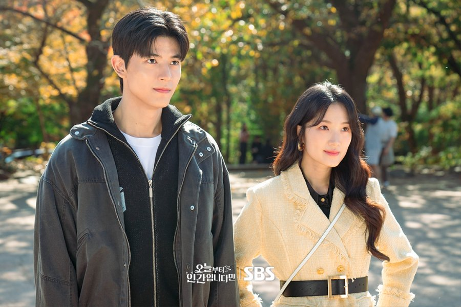 De Repente Humana dorama Kim Hye-yoon Lomon.