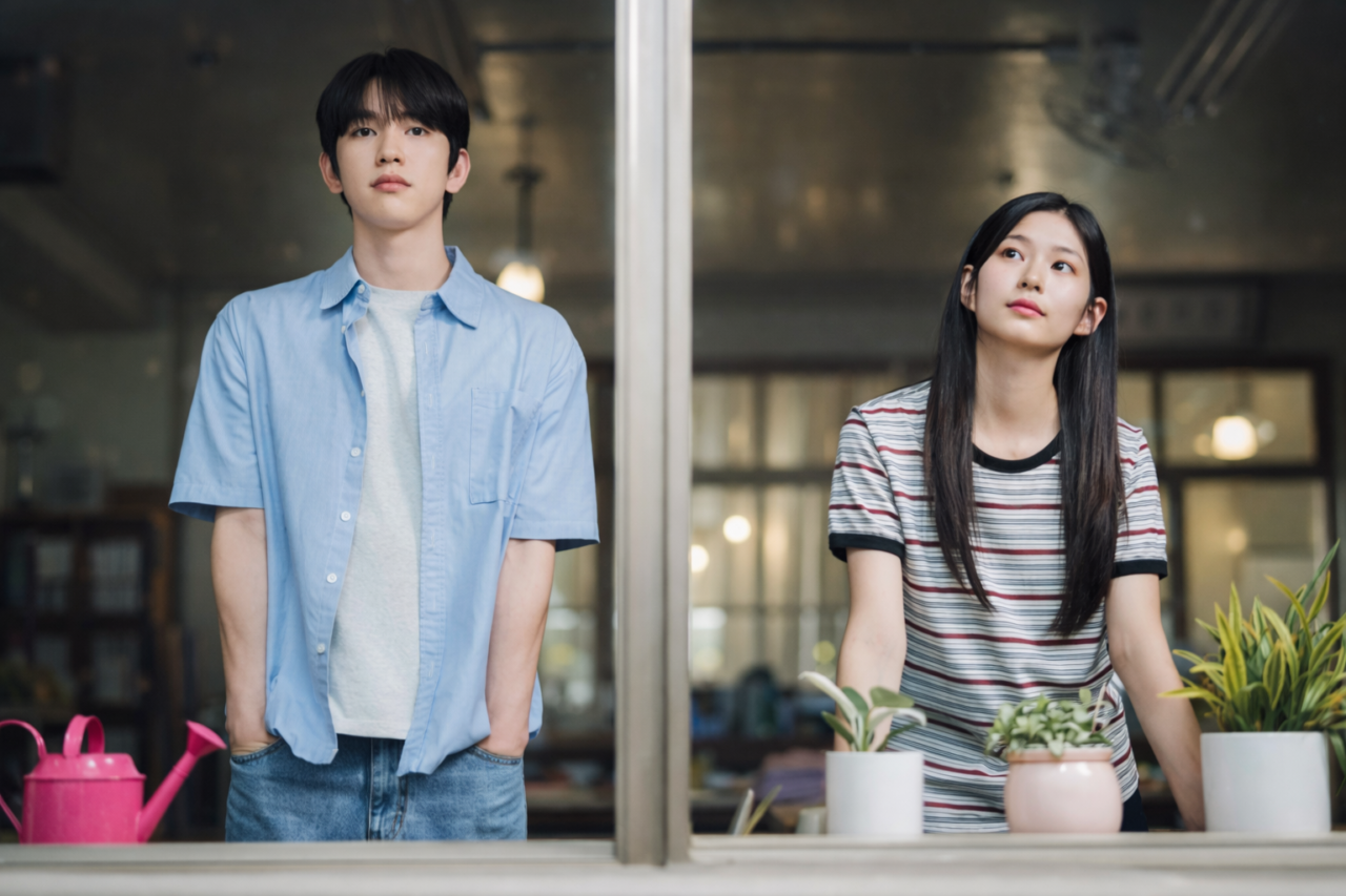 Park Jin Young e Kim Min Ju interpretando Yeon Tae Seo e Mo Eun A em Still Shining.