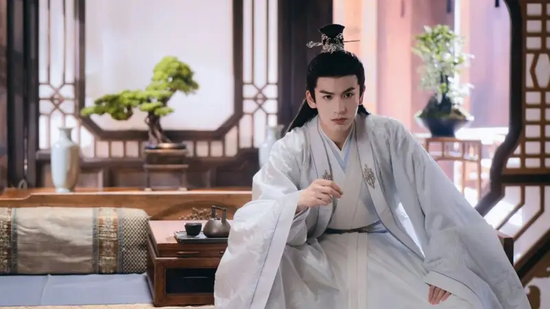 Ator Zhang Linghe no papel de Xie Wei no dorama Story of Kunning Palace.