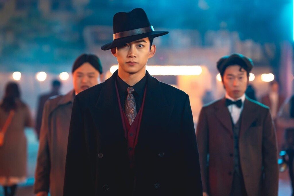 Ok Taec-Yeon como o vampiro Seon Woo-hyeol em cena do dorama Heartbeat.