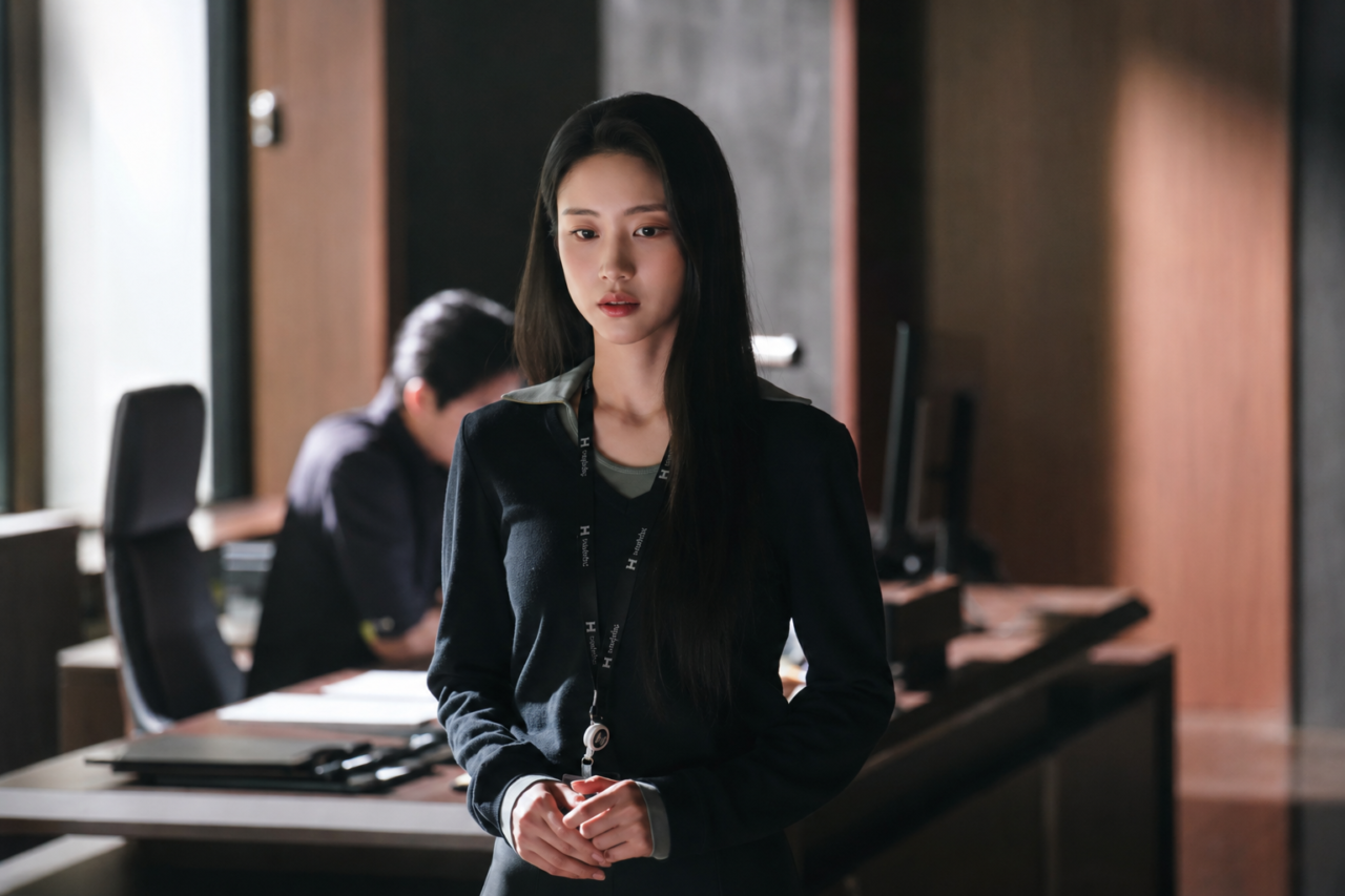 triz Hong Hwa Yeon caracterizada como a personagem Park A Jeong.