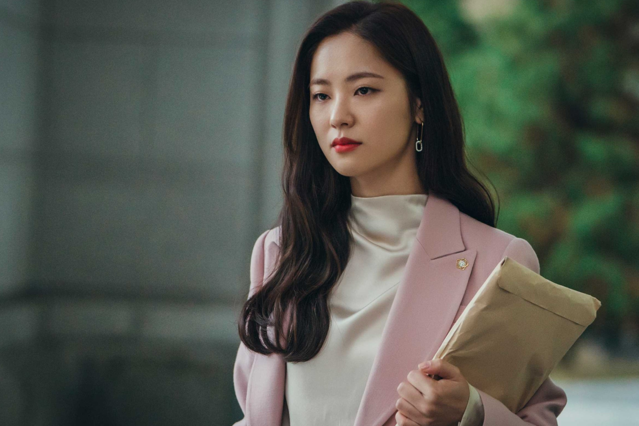 A atriz Jeon Yeo-been em cena de k-drama.