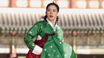 Atriz sul-coreana caracterizada com trajes históricos da dinastia Joseon.