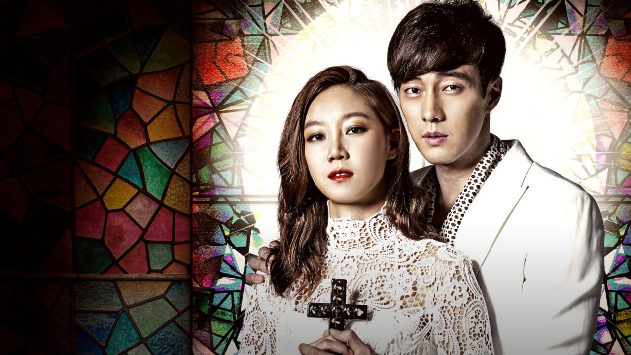 Os atores Gong Hyo Jin e So Ji Sub em cena do dorama The Master's Sun.