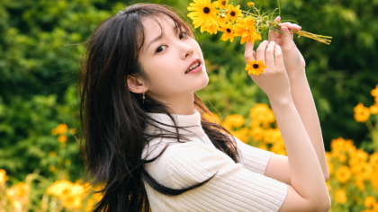 Fotografia da cantora sul-coreana IU.