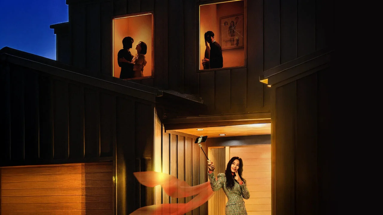 As atrizes Kim Hye-soo e Jo Yeo-jeong em imagem promocional do dorama Além da Traição.