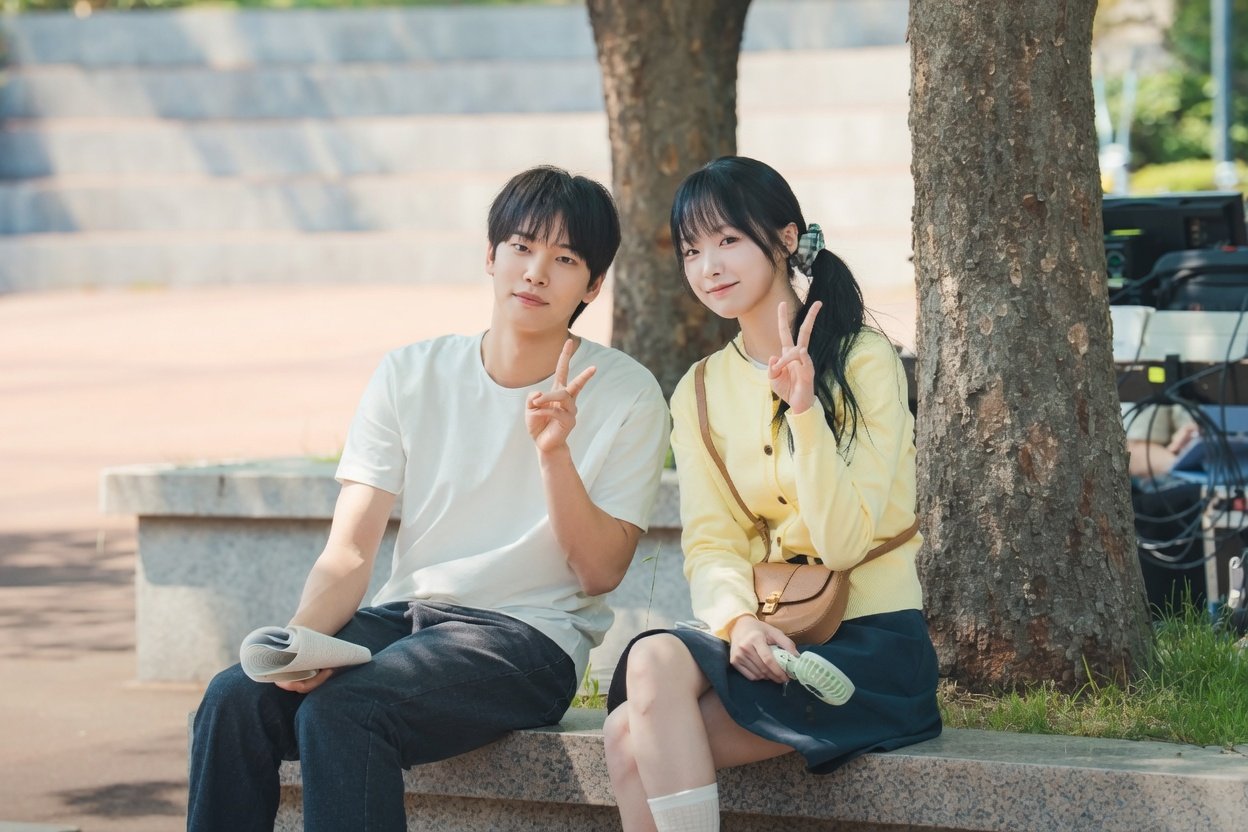 Os 2 protagonistas Hani e Ha Seok-jin