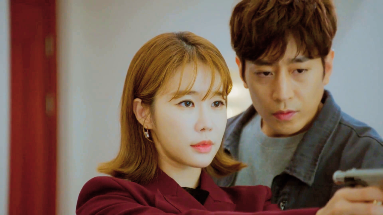 Dupla de protagonistas do dorama The Spies Who Loved Me