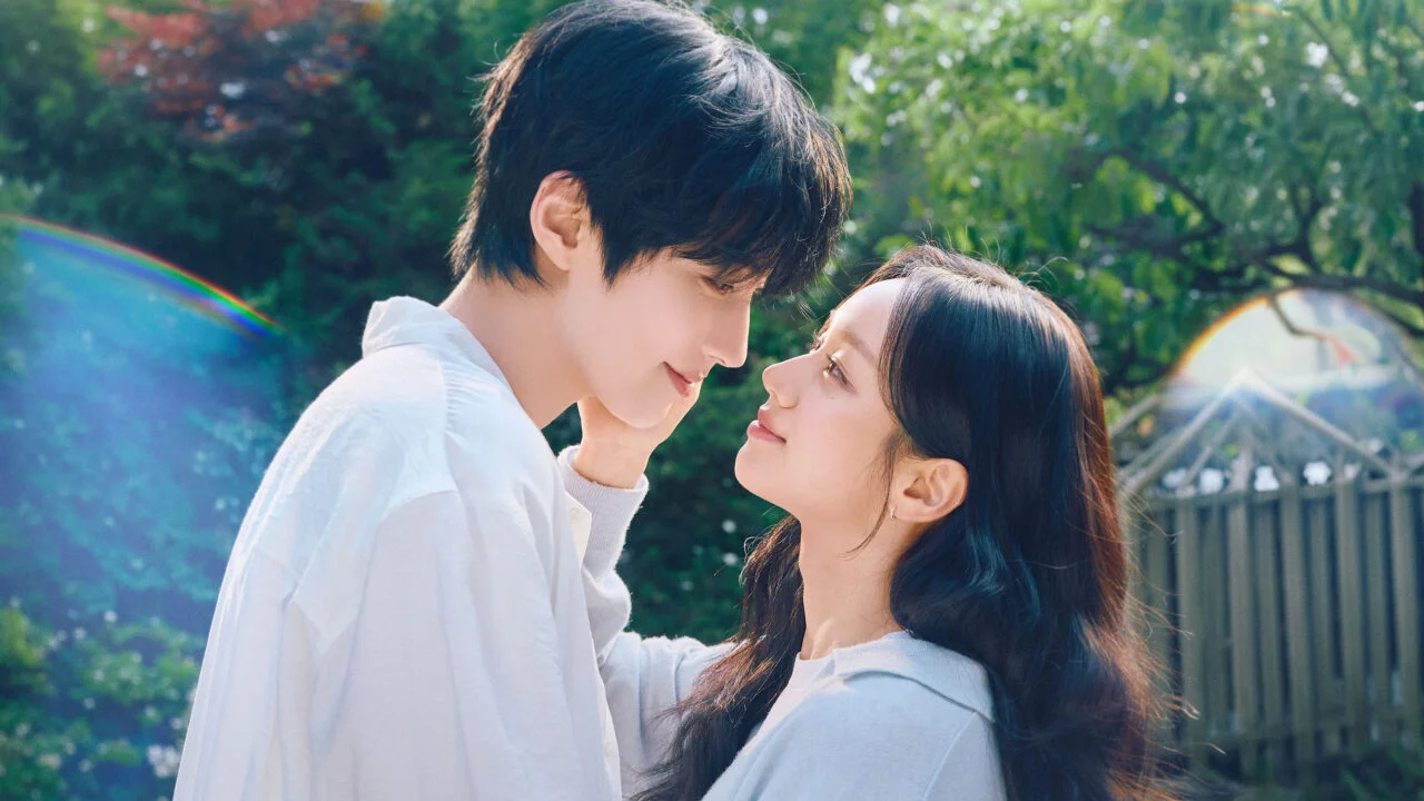 Atores Hwang In Yeop e Lee Hye Ri caracterizados como Woo Soo Bin e Joo Yi Jae no dorama Um Sonho Até Você.