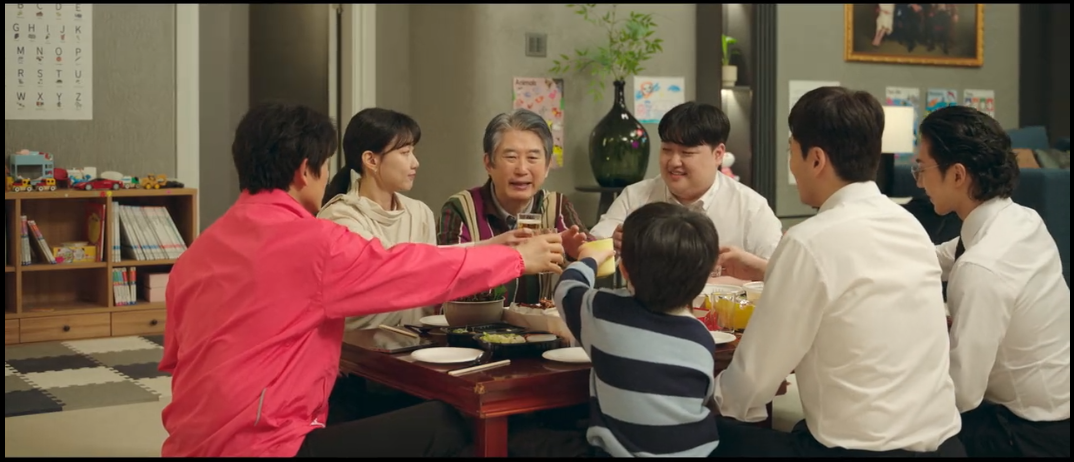 Os personagens do dorama The Apartment Job reunido.