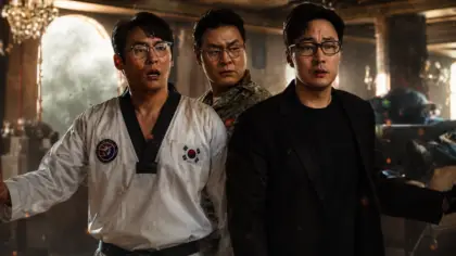 Os atores So Ji Sub, Choi Dae Hoon e Yoon Kyung Ho caracterizados na série Agente Kim: Reativado.