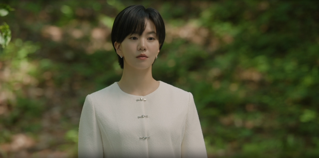 Lee Seol em cena de recuperação no dorama O Marido.