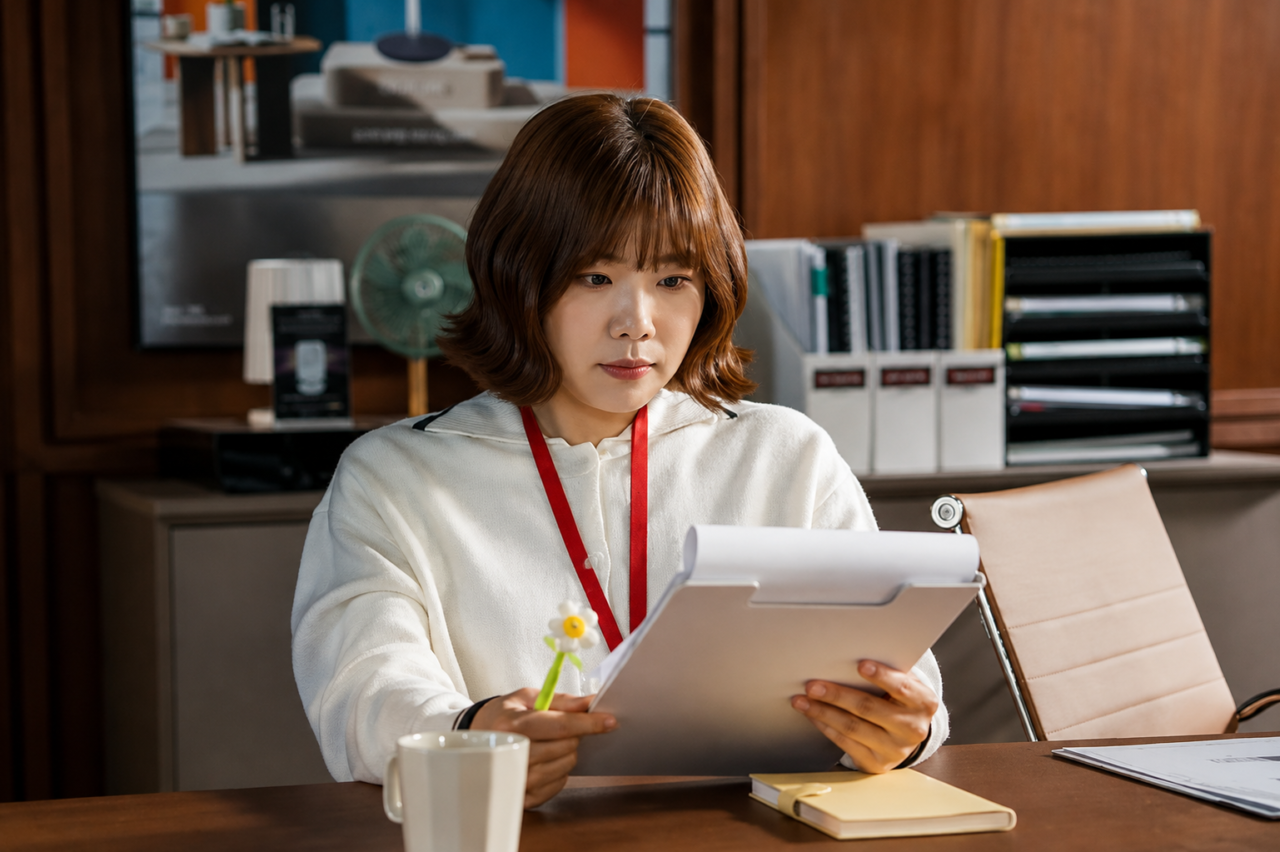 Kim Ga Hee no papel da perita Yang Ye Sol.