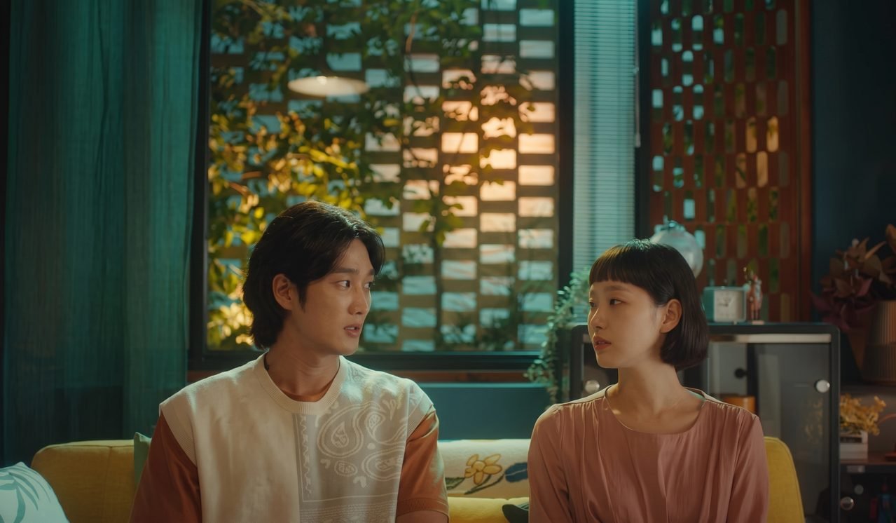 Ahn Bo Hyun e Kim Go Eun em cena do dorama As Células de Yumi.