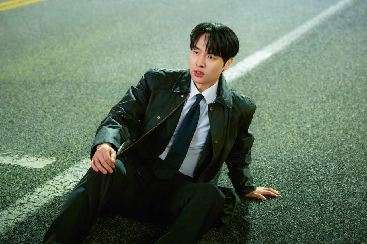O ator Yang Se Jong caracterizado como Ma Gang Uk.